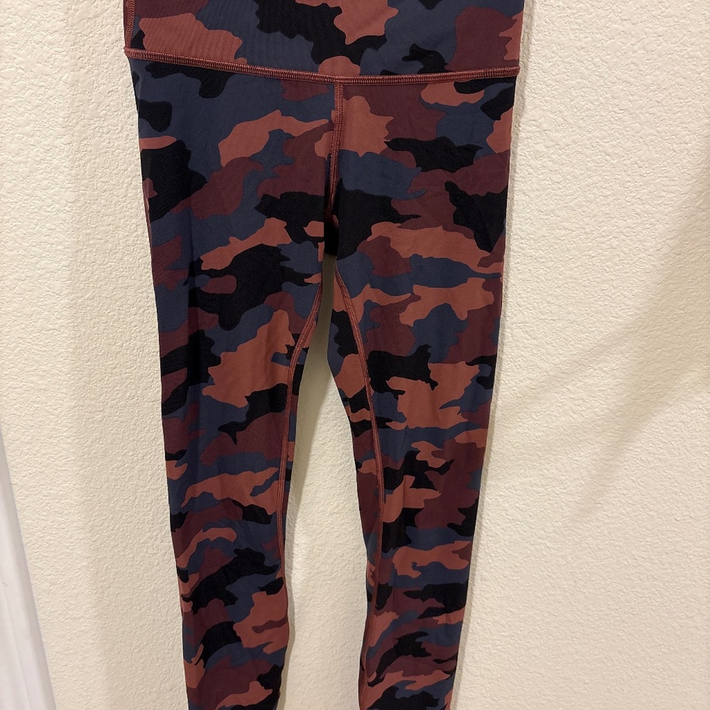 Lululemon Wundur train leggings camo print size 2